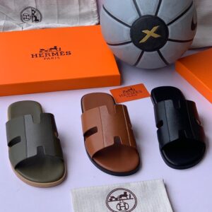 Hermes Palms (40-46)