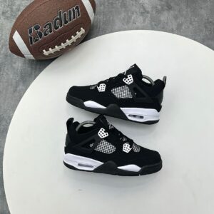 Jordan 4 Retro White Thunder (40-45)