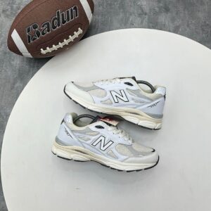 NEW BALANCE 990 SEA SALT