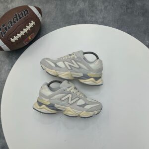 NEW BALANCE 9060 QUARTZ GREY