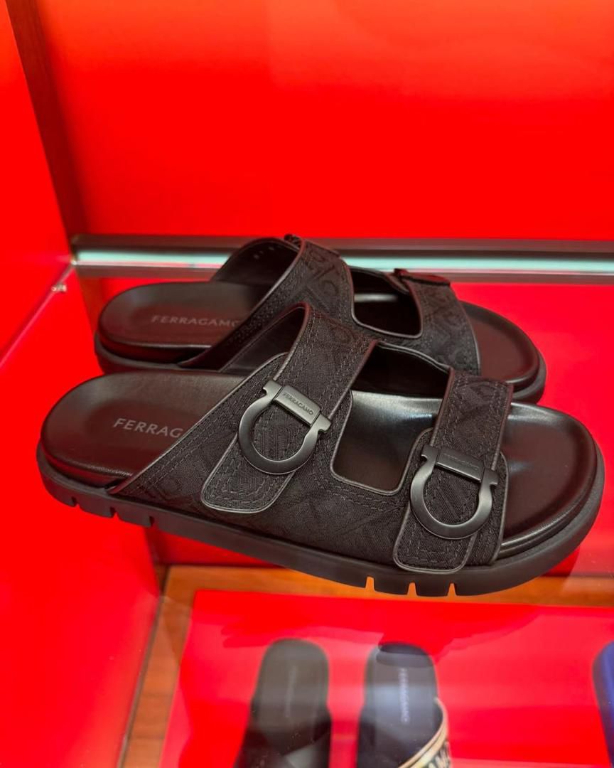 Ferragamo Gancini Ornament Slide