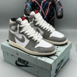 NIKE AIR JORDAN 1 SNEAKERS