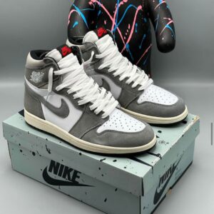 NIKE AIR JORDAN 1 SNEAKERS