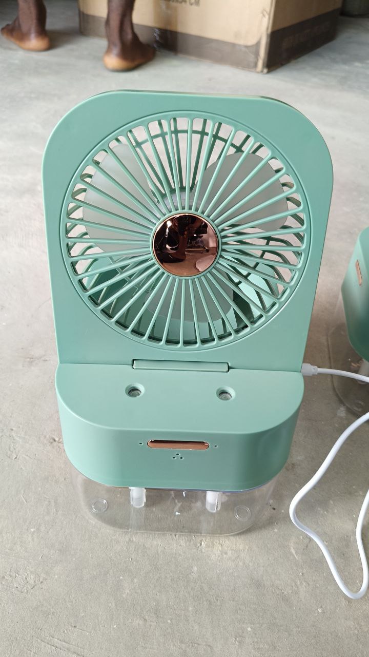 RECHARGEABLE MIDST SPRAY FAN