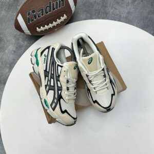 The ASICS GEL-NYC 2055 ‘Pale Oak’