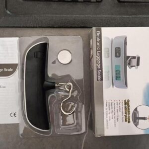 Digital luggage scale