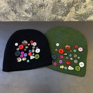 Button beanies